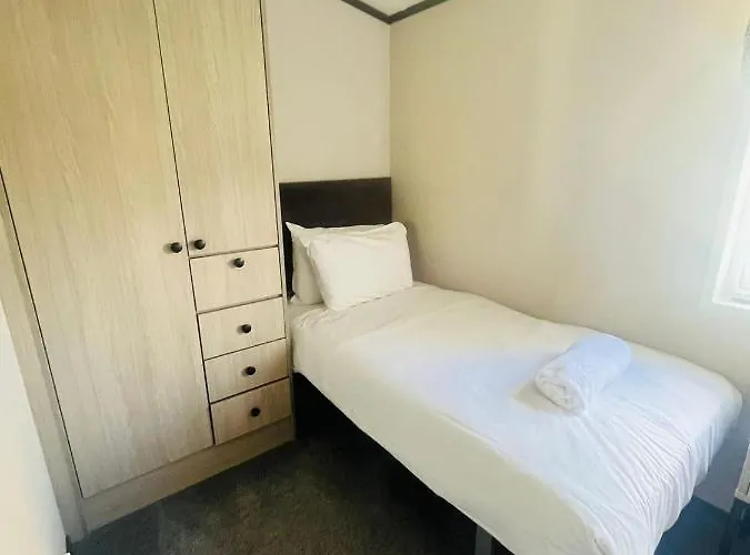 Chalet Evergreen With Hot Tub *